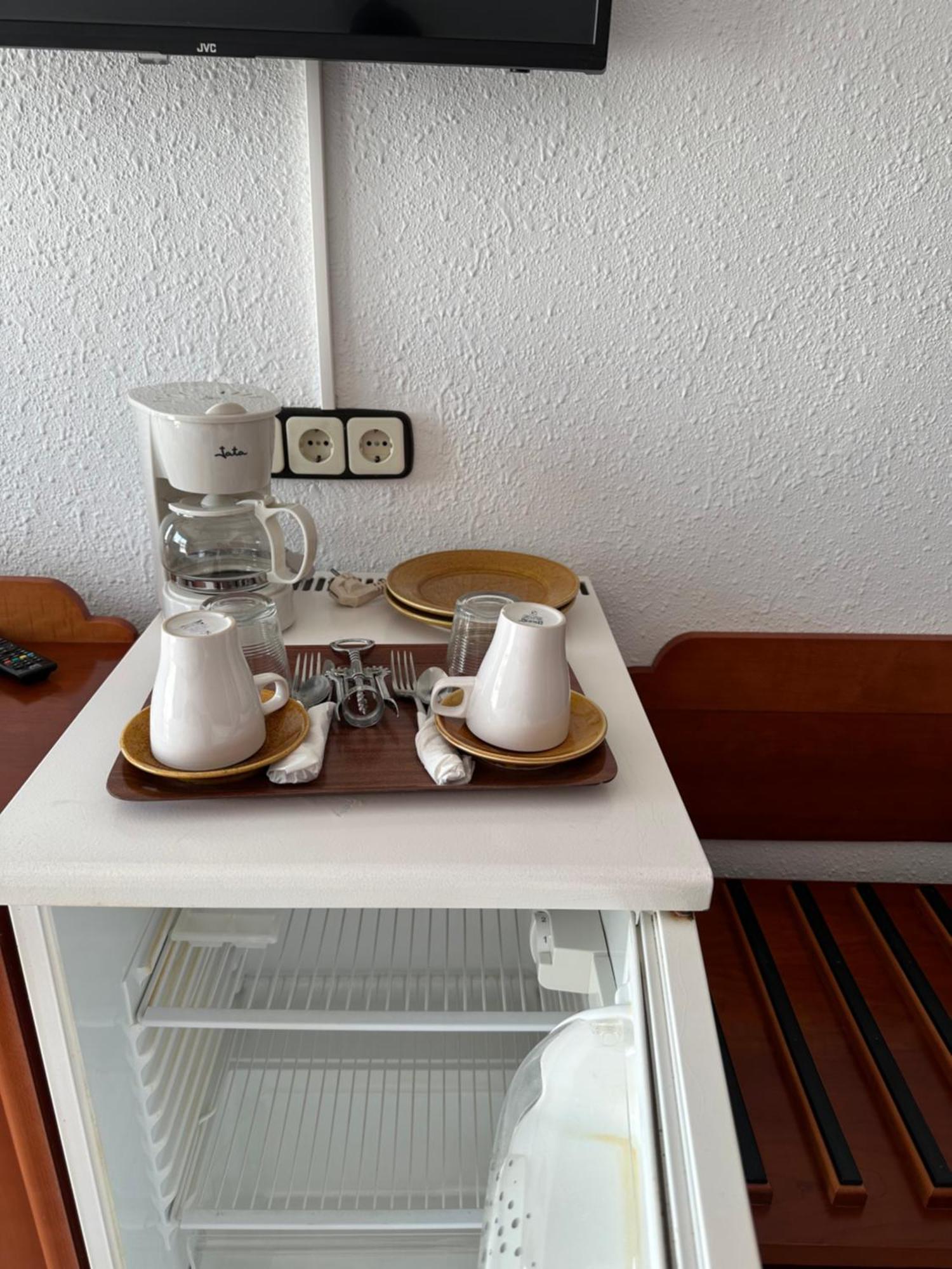 Hostal De La Caravel-La Cala D´Or Exteriör bild