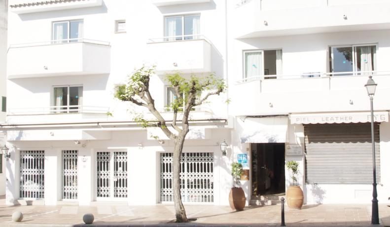 Hostal De La Caravel-La Cala D´Or Exteriör bild