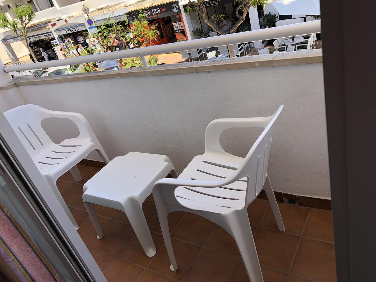 Hostal De La Caravel-La Cala D´Or Exteriör bild